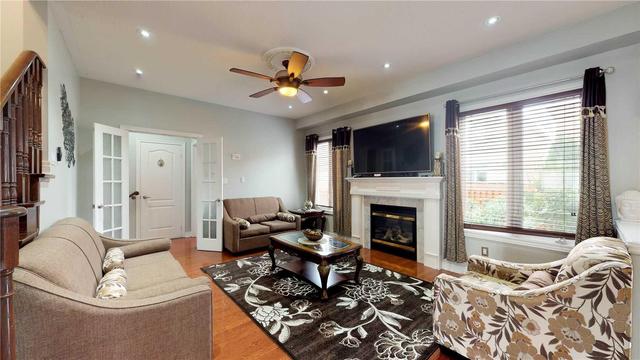 20 Kamloops Dr, House detached with 4 bedrooms, 5 bathrooms and 4 parking in Brampton ON | Image 4