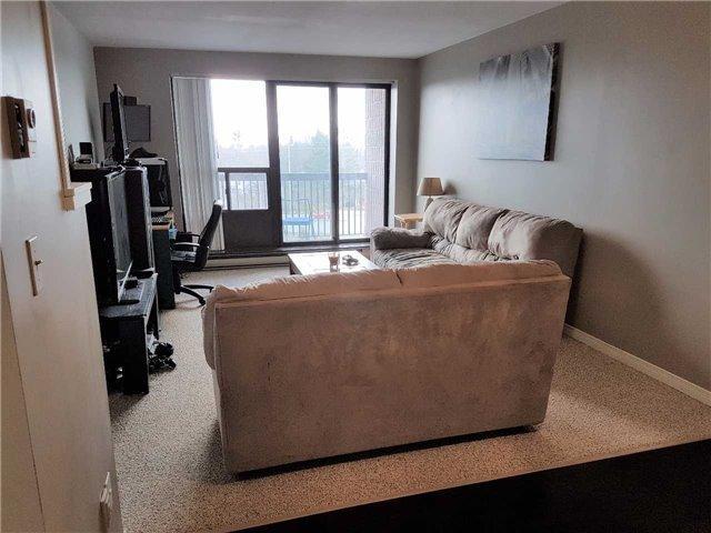 510 - 17 Eldon Hall Pl, Condo with 2 bedrooms, 1 bathrooms and 1 parking in Kingston ON | Image 4