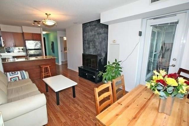 405 - 96 St Patrick St, Condo with 1 bedrooms, 1 bathrooms and 1 parking in Toronto ON | Image 5