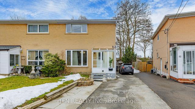 60 Elise Terr, House semidetached with 3 bedrooms, 3 bathrooms and 4 parking in Toronto ON | Image 20