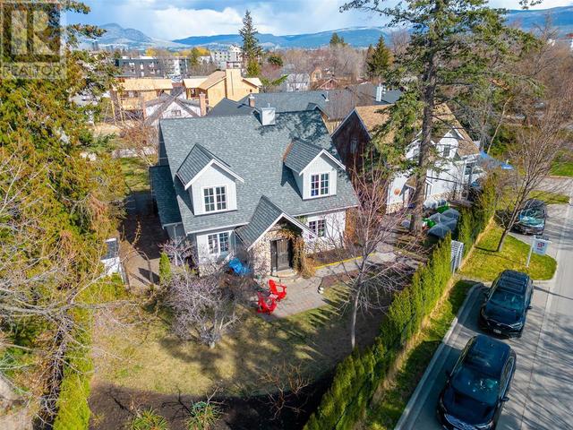 1907 Abbott Street, House detached with 5 bedrooms, 4 bathrooms and 6 parking in Kelowna BC | Image 45