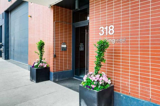 1004 - 318 King St E, Condo with 2 bedrooms, 2 bathrooms and 1 parking in Toronto ON | Image 26