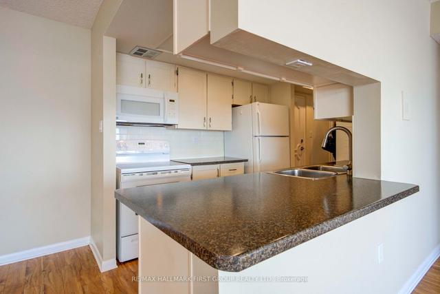 406 - 165 Ontario St, Condo with 2 bedrooms, 2 bathrooms and 1 parking in Kingston ON | Image 7