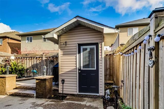 214 Pelech Cres, House semidetached with 3 bedrooms, 3 bathrooms and 2 parking in Hamilton ON | Image 35