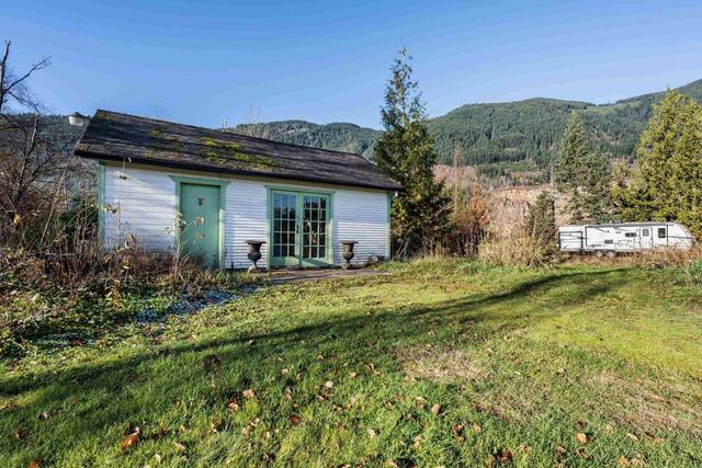 2689 Sutherland Road, Home with 0 bedrooms, 0 bathrooms and null parking in Kent BC | Image 31