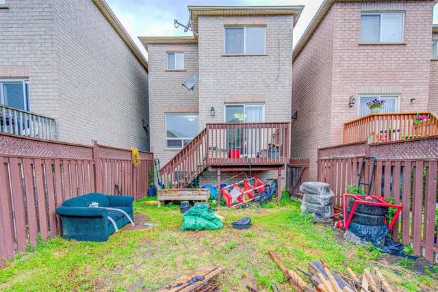 698 Rossellini Dr, House attached with 3 bedrooms, 4 bathrooms and 3 parking in Mississauga ON | Image 27
