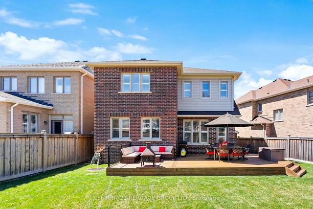 70 Peter Miller St, House detached with 3 bedrooms, 4 bathrooms and 4 parking in Aurora ON | Image 32