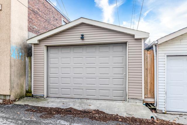 241 Mcroberts Ave, House detached with 2 bedrooms, 2 bathrooms and 1.5 parking in Toronto ON | Image 21