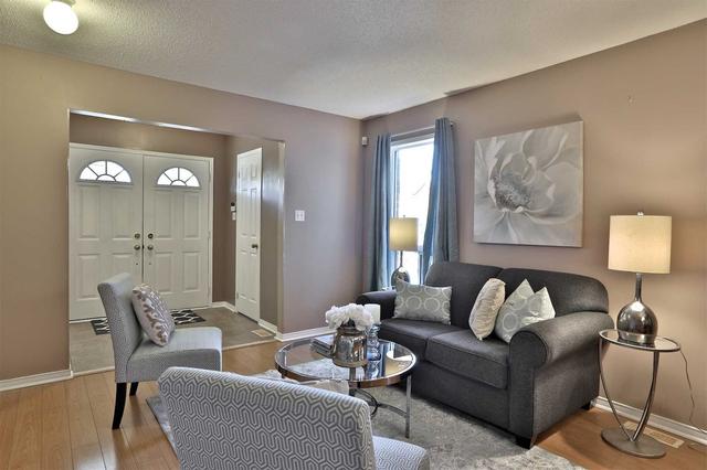59 Oakmeadow Dr, House detached with 4 bedrooms, 4 bathrooms and 3 parking in Brampton ON | Image 17