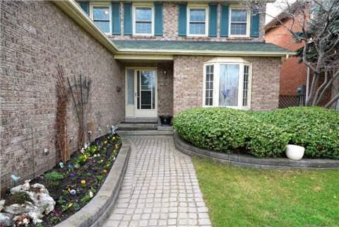 9 Talgarth Rd, House detached with 3 bedrooms, 3 bathrooms and 2 parking in Toronto ON | Image 2