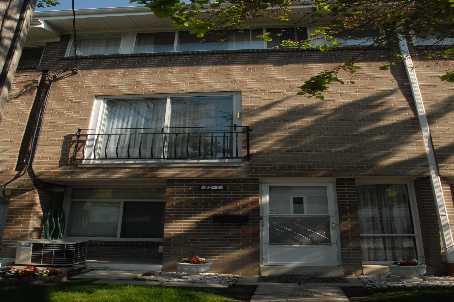 th 7 - 32 Sentinel Rd, Townhouse with 2 bedrooms, 2 bathrooms and 2 parking in Toronto ON | Image 8