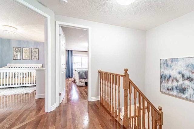 1388 Treeland St, House attached with 3 bedrooms, 3 bathrooms and 3 parking in Burlington ON | Image 14