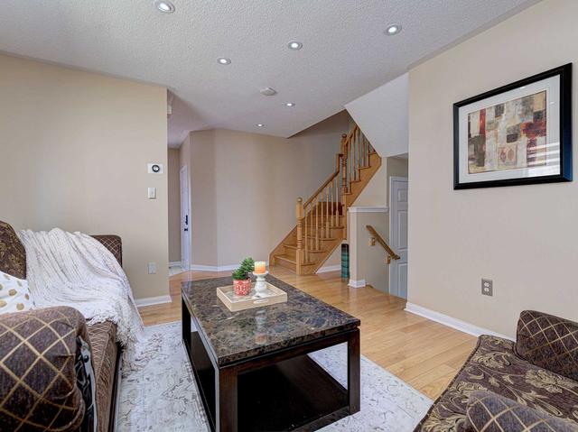71 Herdwick St, House semidetached with 4 bedrooms, 3 bathrooms and 4 parking in Brampton ON | Image 37