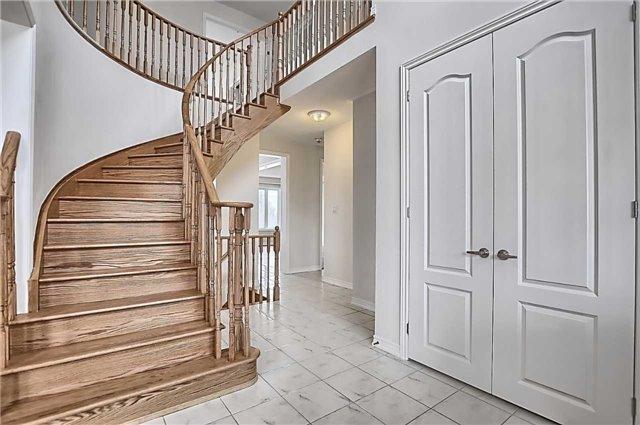 117 Victoria Wood Ave, House detached with 4 bedrooms, 3 bathrooms and 4 parking in Springwater ON | Image 3