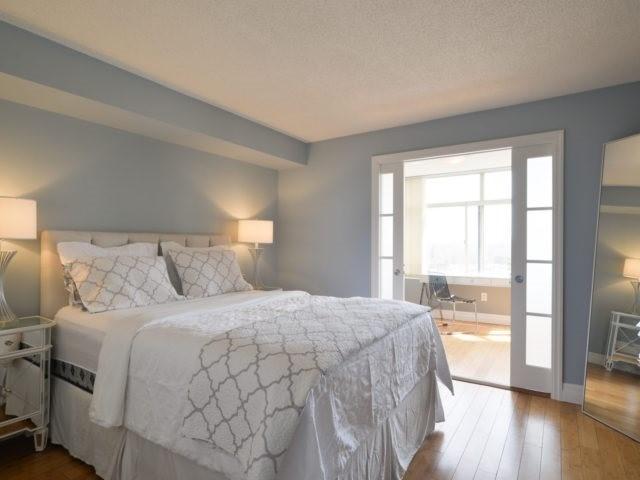 1002 - 900 Yonge St, Condo with 2 bedrooms, 2 bathrooms and 1 parking in Toronto ON | Image 11