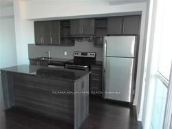 lph4 - 35 Brian Peck Cres, Condo with 2 bedrooms, 2 bathrooms and 2 parking in Toronto ON | Image 5