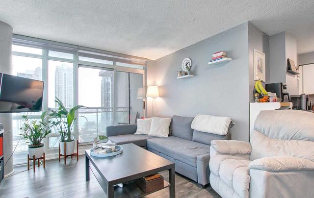 3210 - 397 Front St W, Condo with 1 bedrooms, 1 bathrooms and 1 parking in Toronto ON | Image 4