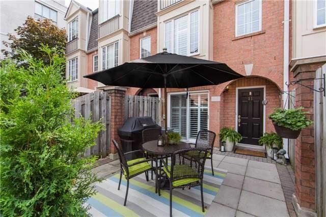 Th11 - 151 Merton St, Townhouse with 4 bedrooms, 3 bathrooms and 1 parking in Toronto ON | Image 1