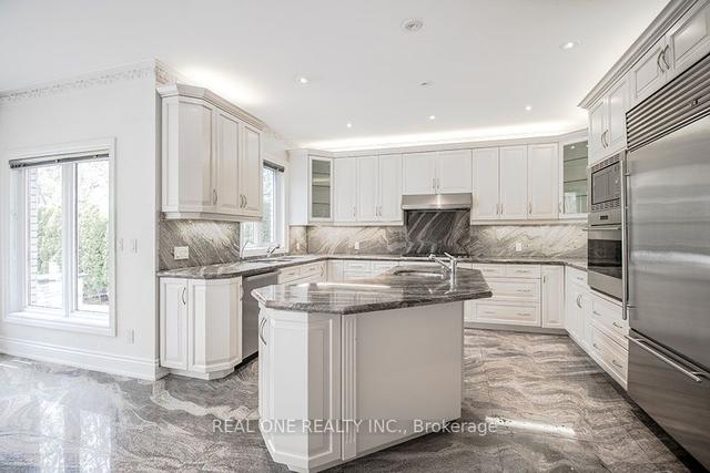 50 Yorkminster Rd, House detached with 5 bedrooms, 8 bathrooms and 9 parking in Toronto ON | Image 3