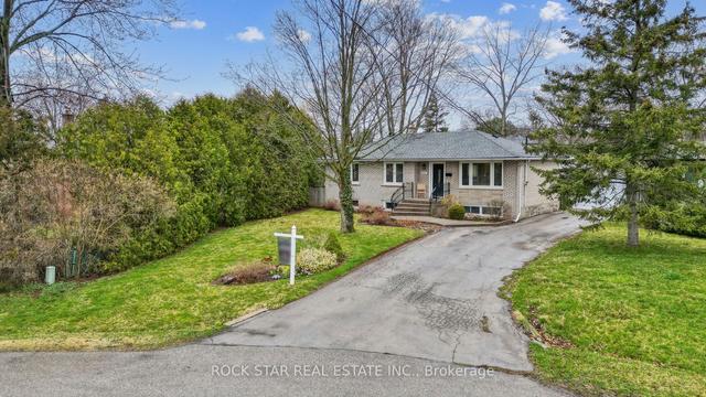 469 Seaton Dr, House detached with 3 bedrooms, 2 bathrooms and 3 parking in Oakville ON | Image 12