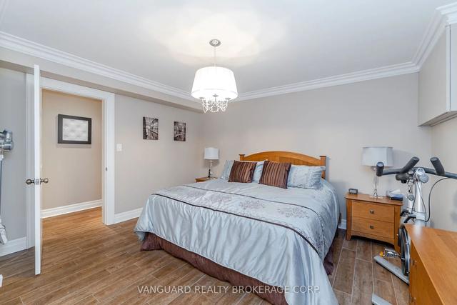237 Derrydown Rd, House detached with 4 bedrooms, 4 bathrooms and 7 parking in Toronto ON | Image 16