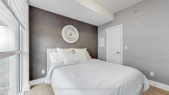 805 - 65 Speers Rd, Condo with 2 bedrooms, 1 bathrooms and 1 parking in Oakville ON | Image 5