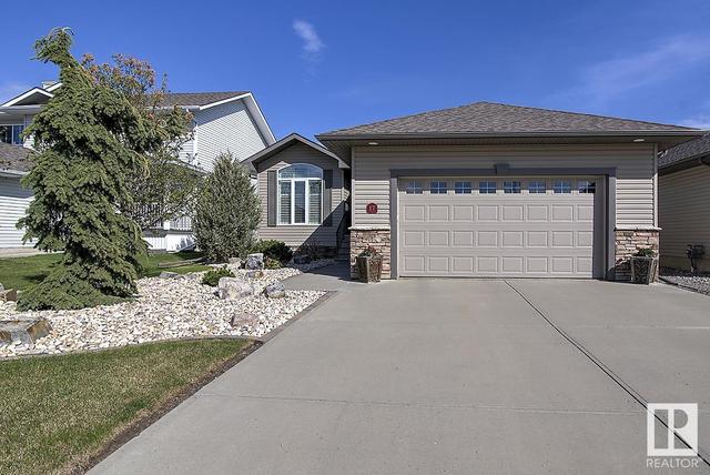 17 Valleyview Rg, House detached with 5 bedrooms, 3 bathrooms and null parking in Fort Saskatchewan AB | Card Image