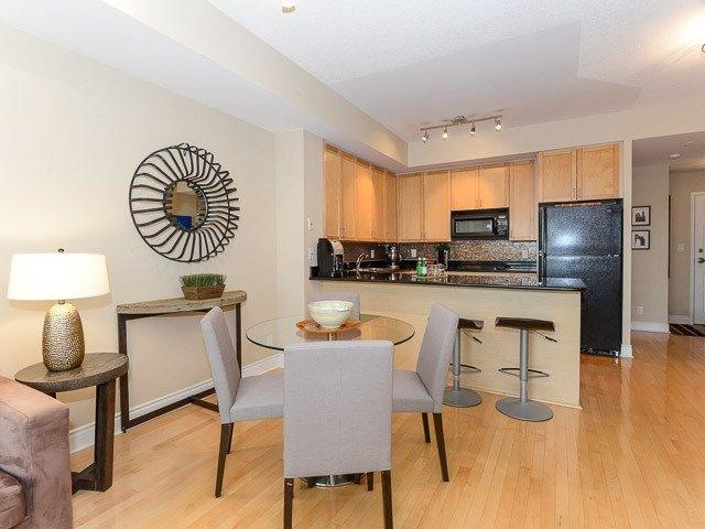 lph 7 - 245 Davisville Ave, Condo with 1 bedrooms, 1 bathrooms and 1 parking in Toronto ON | Image 7