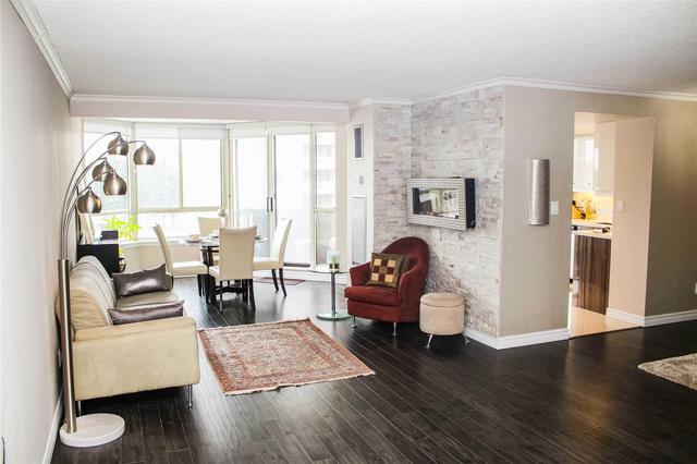 403 - 275 Bamburgh Circ, Condo with 2 bedrooms, 2 bathrooms and 2 parking in Toronto ON | Image 1