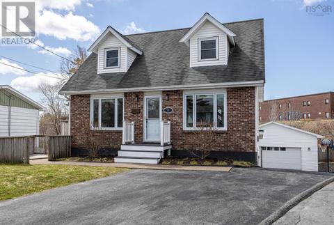 18 Pernix Court, House detached with 3 bedrooms, 3 bathrooms and null parking in Halifax NS | Card Image