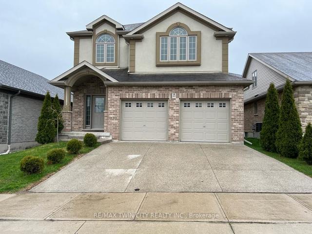 313 Zeller Dr, House detached with 4 bedrooms, 3 bathrooms and 4 parking in Kitchener ON | Image 12
