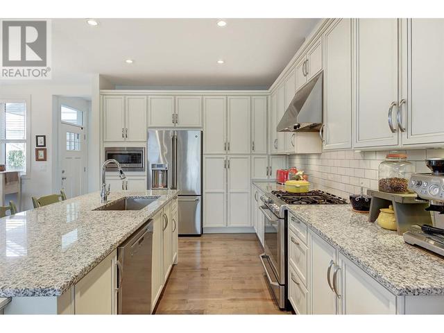 70 - 1960 Klo Road, House detached with 3 bedrooms, 2 bathrooms and 2 parking in Kelowna BC | Image 14