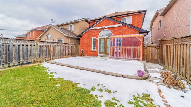 54 Prairie Rose Circ, House detached with 3 bedrooms, 4 bathrooms and 5 parking in Brampton ON | Image 26
