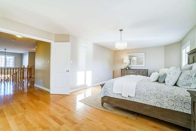 77 Foresta Dr, House detached with 4 bedrooms, 4 bathrooms and 6 parking in Vaughan ON | Image 24