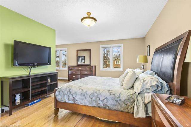 636 Rankin Crescent, House detached with 5 bedrooms, 3 bathrooms and 6 parking in Kingston ON | Image 14