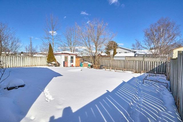 10 Keith St, House detached with 3 bedrooms, 3 bathrooms and 4 parking in Orillia ON | Image 6