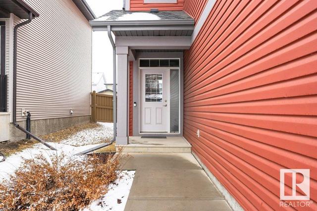 5912 175 Av Nw, House detached with 3 bedrooms, 2 bathrooms and 6 parking in Edmonton AB | Image 2