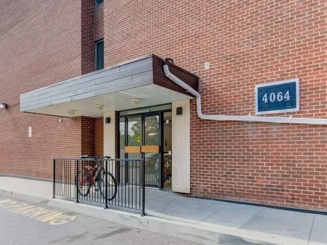 209 - 4064 Lawrence Ave E, Condo with 4 bedrooms, 3 bathrooms and 2 parking in Toronto ON | Image 2