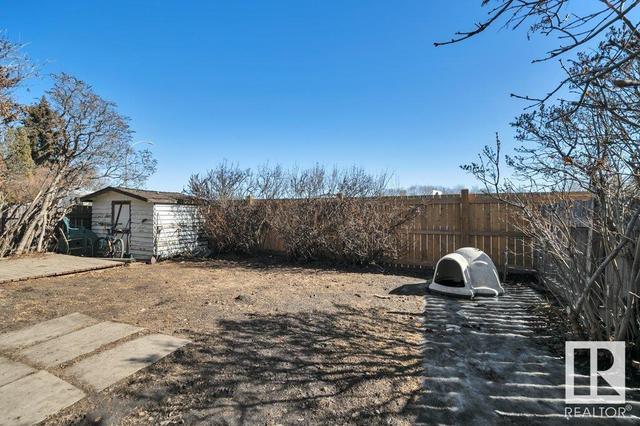 13835 114 St Nw, House semidetached with 3 bedrooms, 1 bathrooms and null parking in Edmonton AB | Image 18