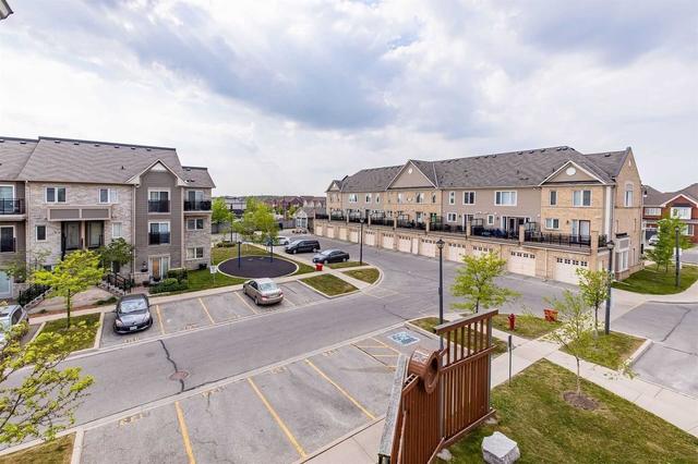 110 - 60 Fairwood Circ, Townhouse with 3 bedrooms, 3 bathrooms and 2 parking in Brampton ON | Image 26