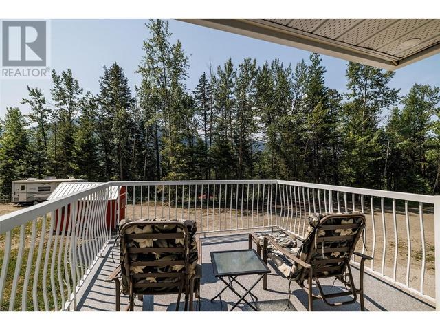 7870 Falcon Road, House detached with 3 bedrooms, 2 bathrooms and 12 parking in Central Okanagan BC | Image 22