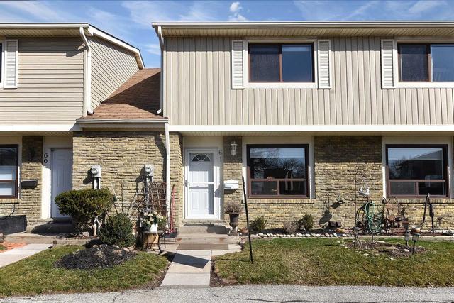 61 - 98 Falconer Dr, Townhouse with 3 bedrooms, 2 bathrooms and 1 parking in Mississauga ON | Image 1