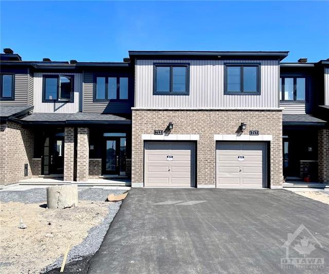 715 Doneraile Walk, Townhouse with 3 bedrooms, 3 bathrooms and 2 parking in Ottawa ON | Image 2