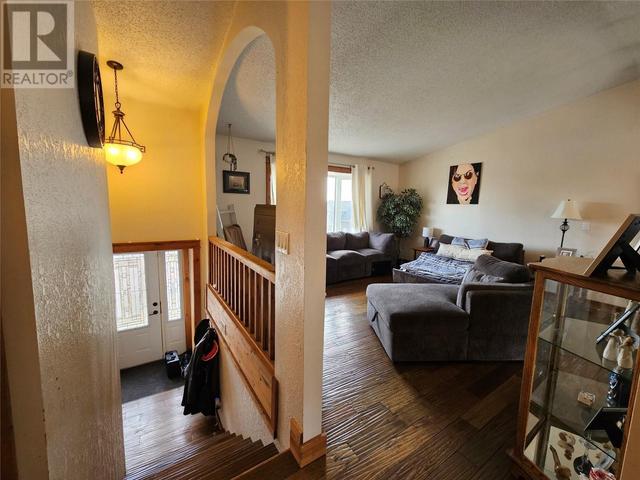 5124 45 Avenue Nw, House detached with 4 bedrooms, 2 bathrooms and 1 parking in Chetwynd BC | Image 12