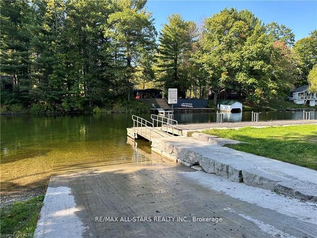 32 Government Dock Rd, House detached with 3 bedrooms, 2 bathrooms and 6 parking in Kawartha Lakes ON | Image 15