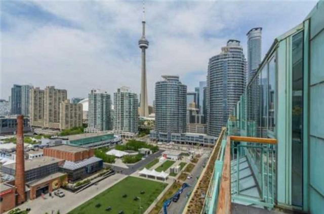 ph 1210 - 211 Queens Quay W, Condo with 4 bedrooms, 4 bathrooms and 3 parking in Toronto ON | Image 39