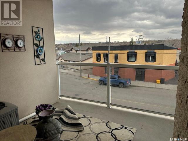 2b - 5 2nd Avenue, Condo with 2 bedrooms, 0 bathrooms and null parking in Lumsden SK | Image 11
