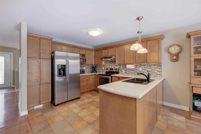104 Seline Cres, House detached with 2 bedrooms, 3 bathrooms and 6 parking in Barrie ON | Image 25