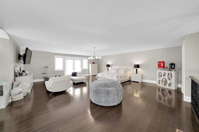 21 Autumn Wind Crt, House detached with 5 bedrooms, 8 bathrooms and 9 parking in Vaughan ON | Image 15