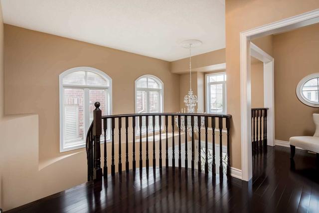 125 Wardlaw Pl, House detached with 4 bedrooms, 4 bathrooms and 6 parking in Vaughan ON | Image 10